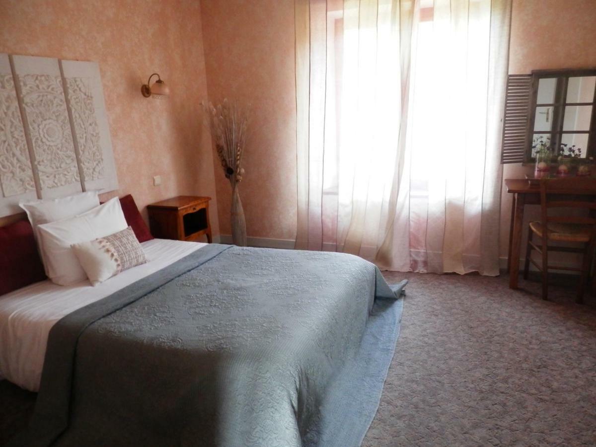 Domaine De Lascaux Bed & Breakfast Montignac-Lascaux Ngoại thất bức ảnh